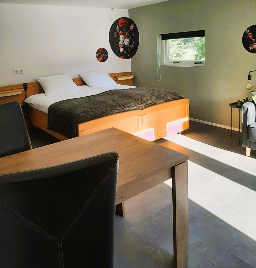 Bed and Breakfast Grutsk Op 12 Драхтен Экстерьер фото